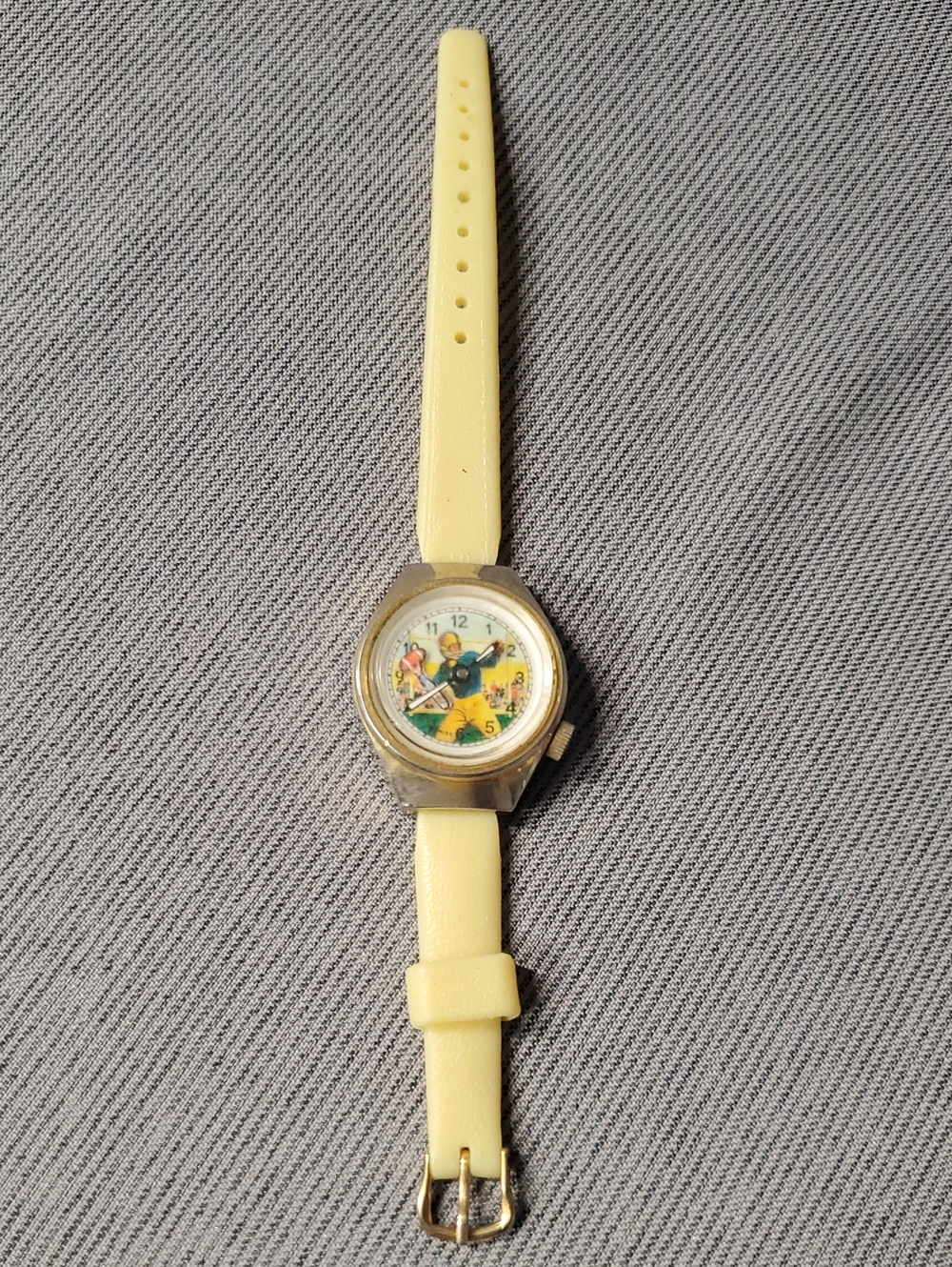Kid's Vintage 60/70s Novelty Football Wind Up Watch Retro Sport Untested